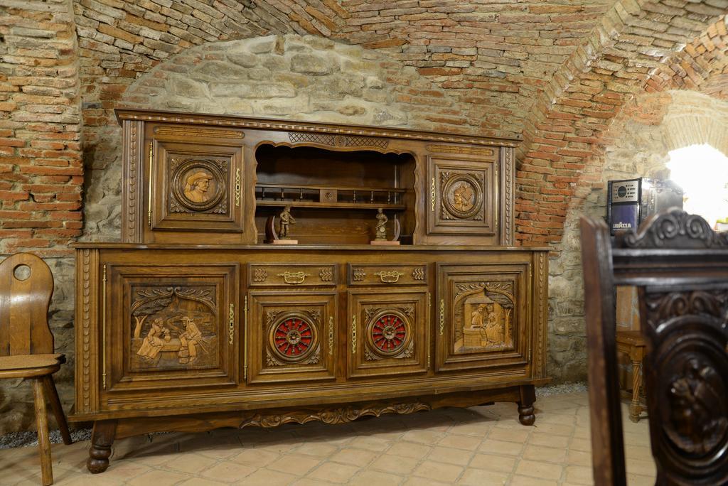 Отель Carolina House Сигишоара Экстерьер фото