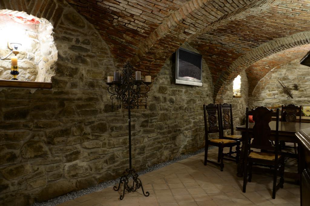 Отель Carolina House Сигишоара Экстерьер фото